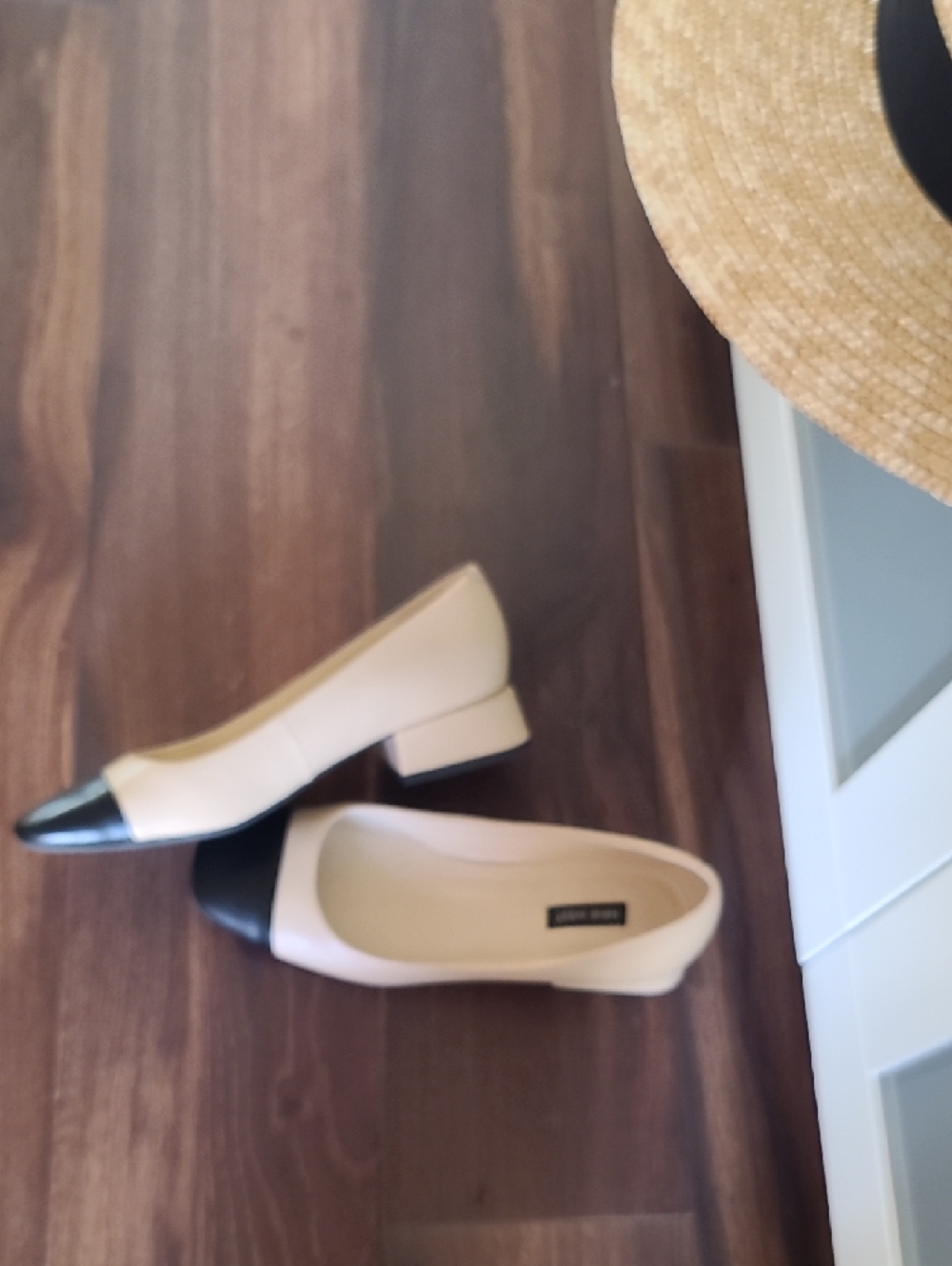 Nine West Beige and Black Cap-Toe Ballet Flats - Picture 2 of 5